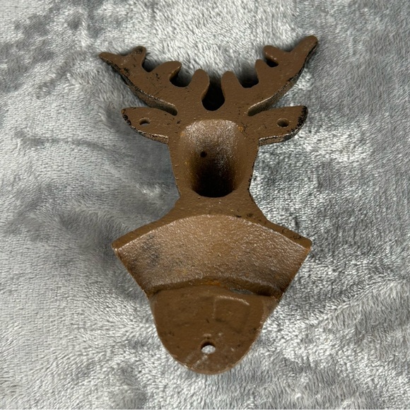 Cast Iron Deer Bottle Opener Gift For Deer Hunters Man Cave Beer Enthusiast Gift - Picture 2 of 7